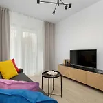 Stylish For 4 People With Underground Parking By Renters Vratislav