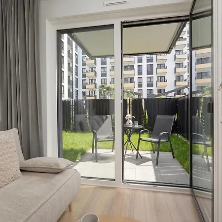 Διαμέρισμα Stylish For 4 People With Underground Parking By Renters *