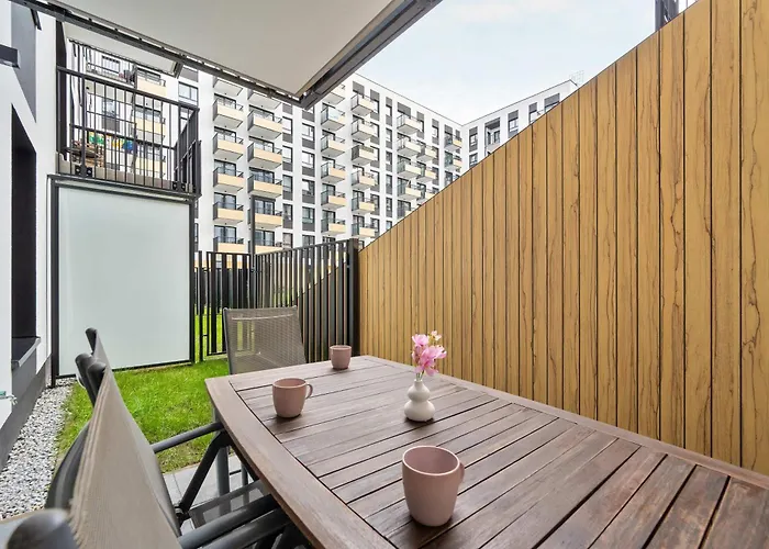 Lejlighed Stylish For 4 People With Underground Parking By Renters *